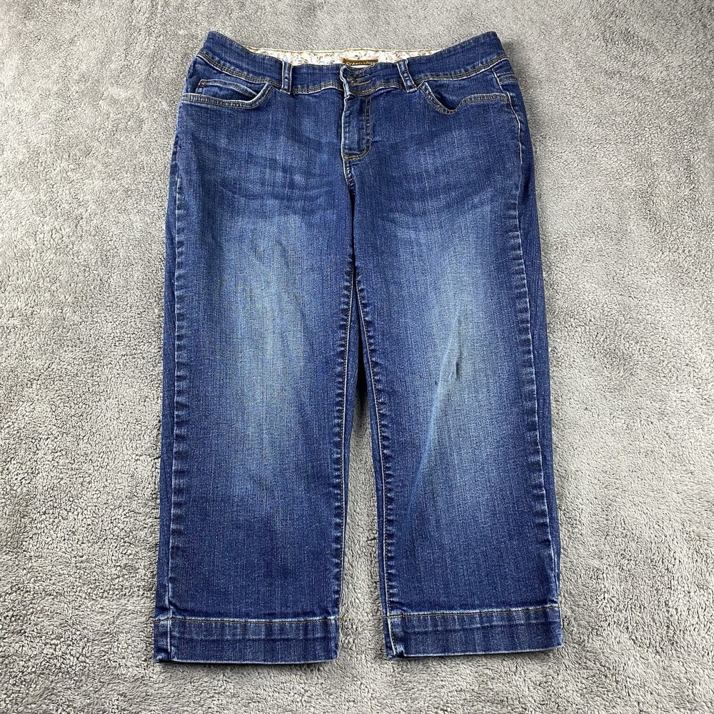 St. John's Bay Jeans Capri Women 10 Blue Medium Wash Straight Leg Denim
